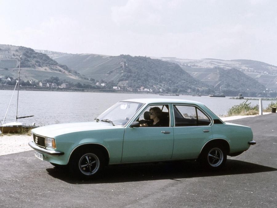  Opel Ascona (B) 1975 года  (фото 9 из 12)